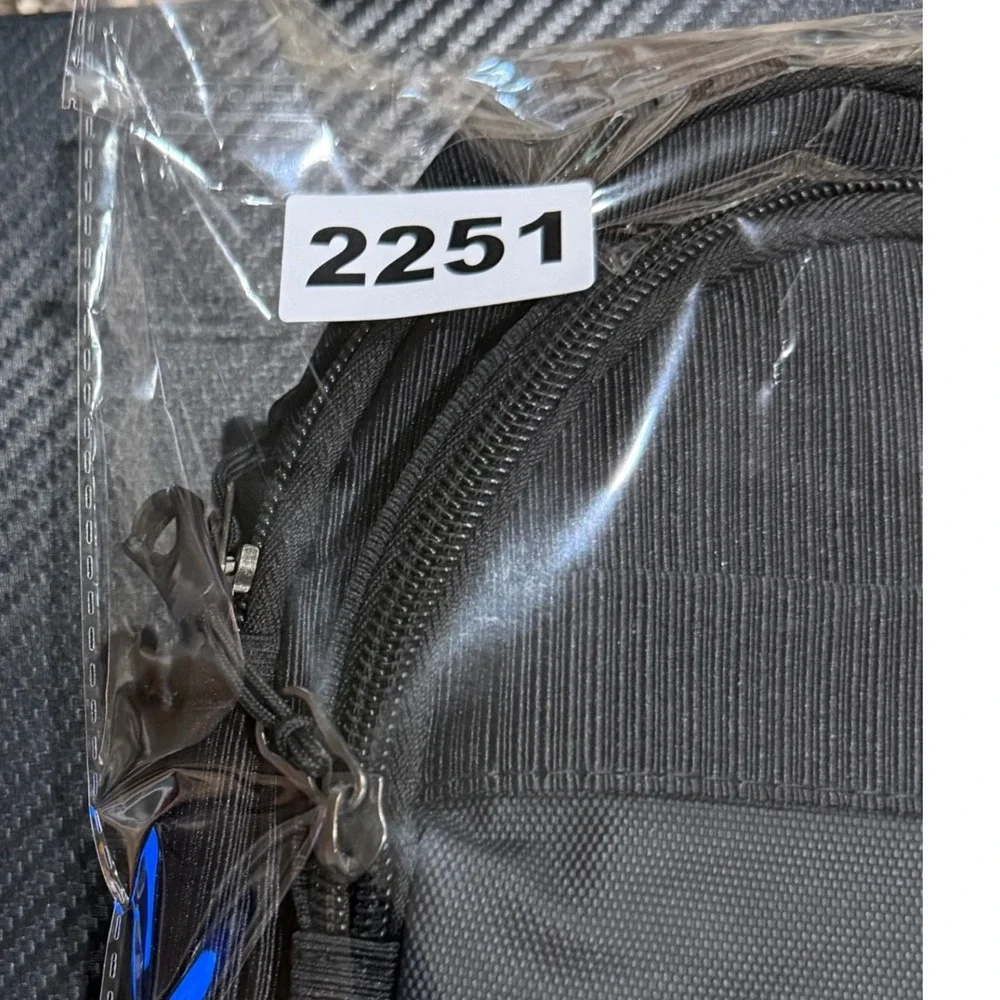 Duchamp London Mens Black Crossbody Sling Bag Tech Fabric Padded Mesh Back 2251
